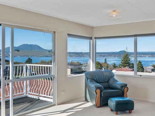 1/7 Reeves Road, Acacia Bay