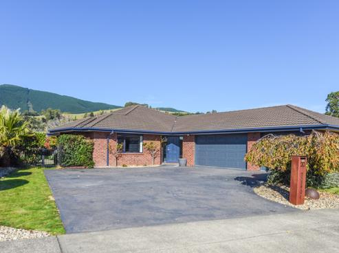 20 Woodstock Place, Stoke