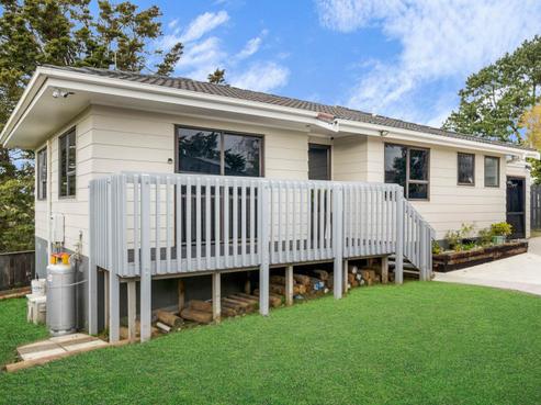 2/33 Seaward Place, Wattle Downs