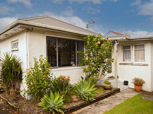 12 Slade Street, Greerton