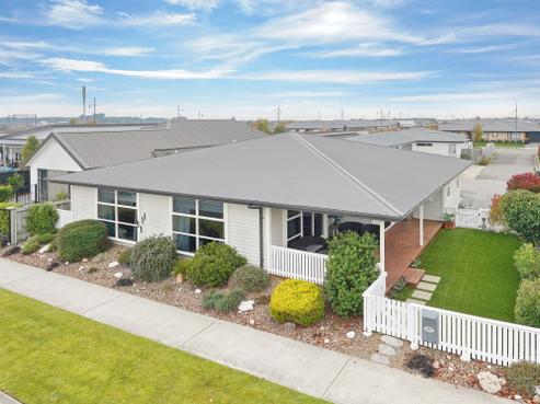 146 Infinity Drive, Pegasus