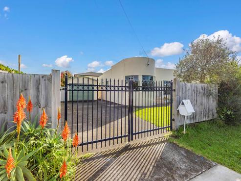 76 Archibald Road, Kelston