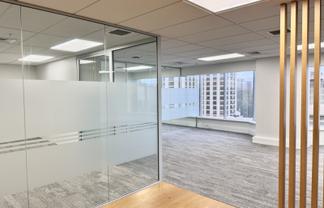 Functional office suite on Queen St