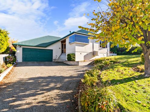 35 Stirling Place, Marchwiel