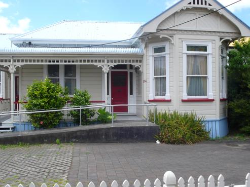 154 Bank Street, Regent