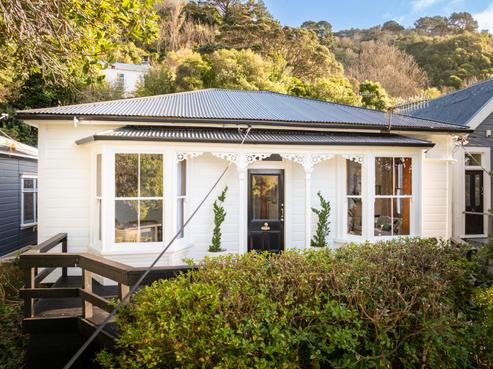 23 Patanga Crescent, Thorndon