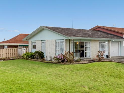 1/2 Pounamu Place, Shelly Park