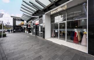 Cafe or light refreshment leasing opportunity