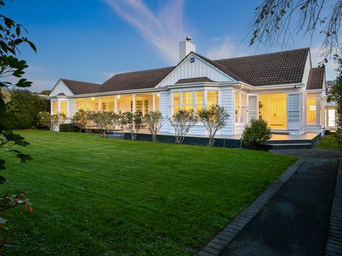 15 Troon Crescent, Boulcott