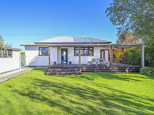 615 Williams Street, Mahora