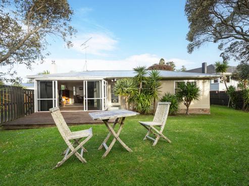 1/49 Hilling Street, Titirangi