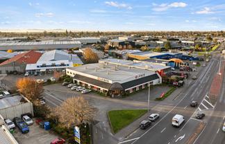 Landmark Showroom Available After 37 Years