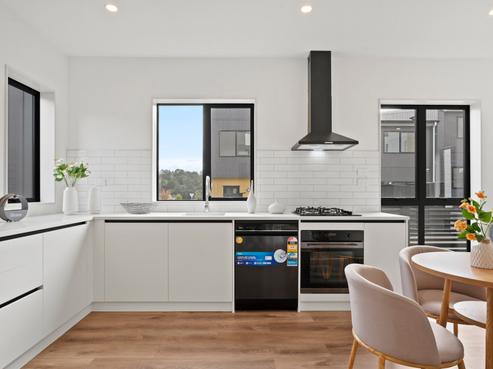 293 Flat Bush School Road, Flat Bush