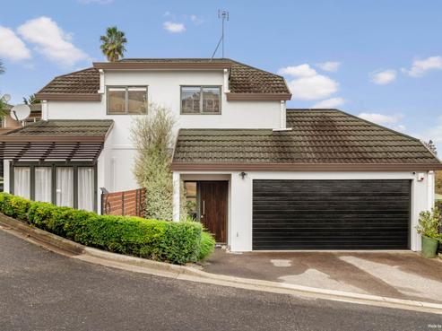 6/15 Cape Hill Road, Pukekohe