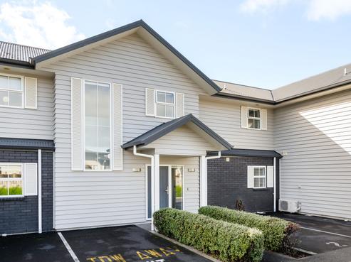 2/79 Carrington Avenue, Silverdale