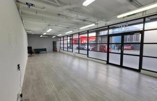 Ground Floor Gem – Office or Retail Ready
