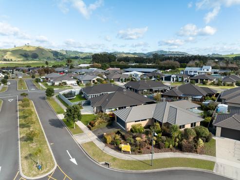 16 Tremough Boulevard, Papamoa