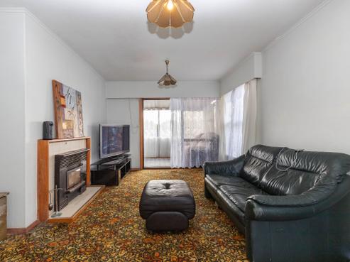 96 Hall Street, Cobden