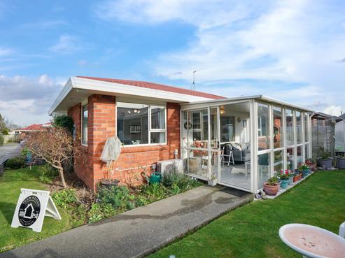 33B Jenkin Street, Strathern