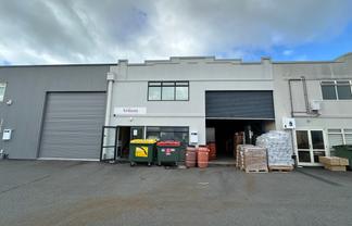 Excellent Newton Street address