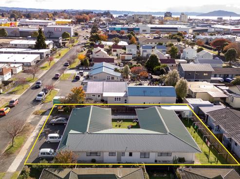 26 Herewini Street, Victoria