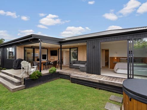 726A Te Atatu Road, Te Atatu Peninsula