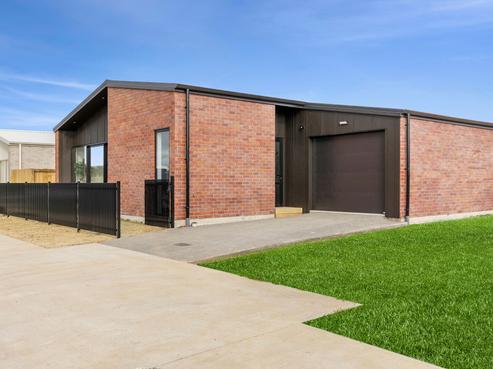 18 One Haruru Street, Cambridge