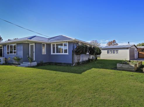 33 Neeve Road, Taradale