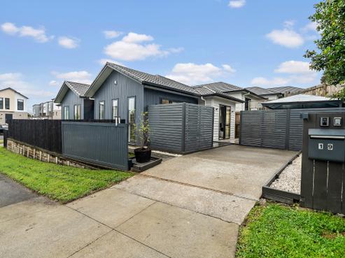19 Jezero Drive, Massey