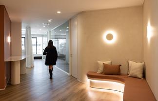 Light Modern Office - Brand New