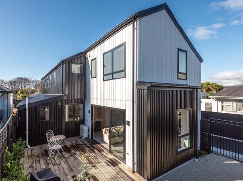 2/211 Springfield Road, Saint Albans