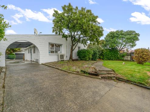 86 Dunbeath Crescent, Kew