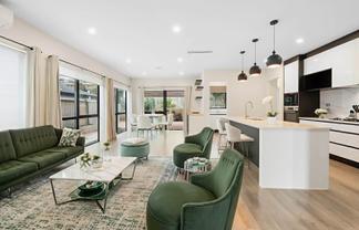8 Hauhake Road, Flat Bush