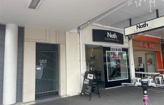 Iconic Retail Strip Location