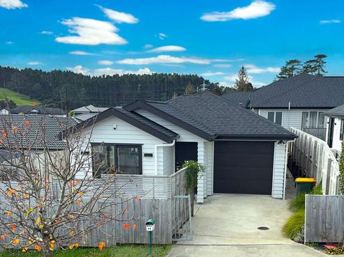 76 Accolage Boulevard, Kumeu