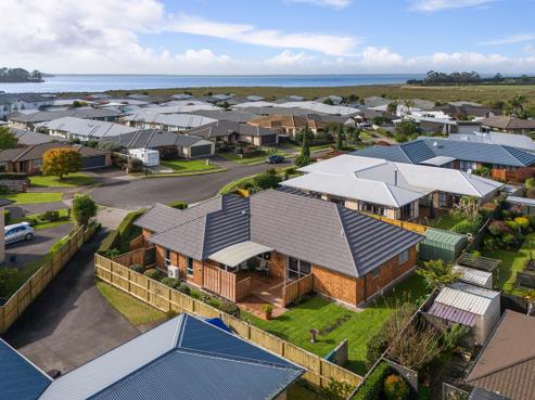 9 Coleman Place, Katikati