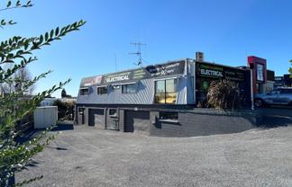 High profile Te Puke office, warehouse & yard!