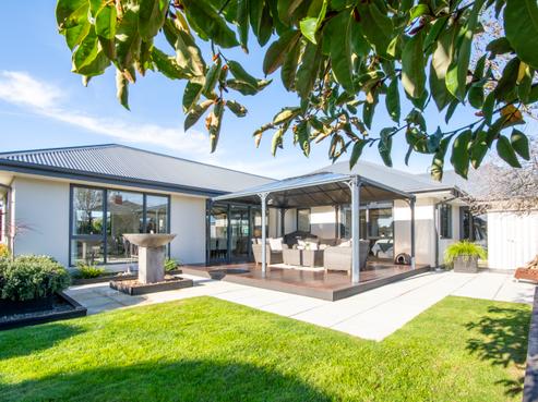 10 Catchpole Place, Woodend