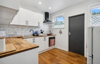 10/17A Miro Street, Trentham