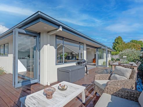 14 Lakemere Way, Kinloch