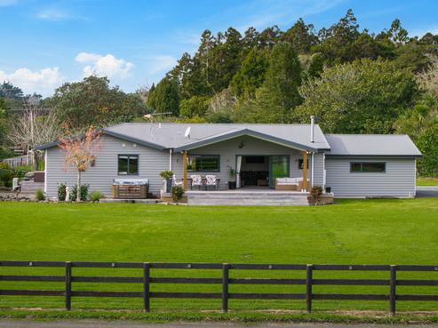 124 Boord Crescent, Kumeu