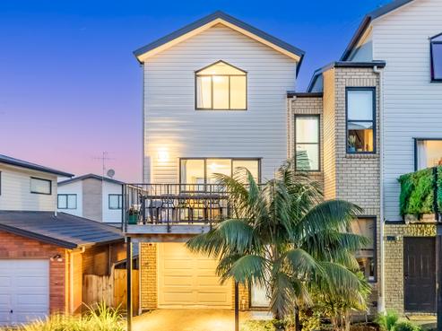 28/172 Mcleod Road, Te Atatu South