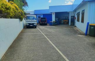 HENDERSON'S BEST INDUSTRIAL
