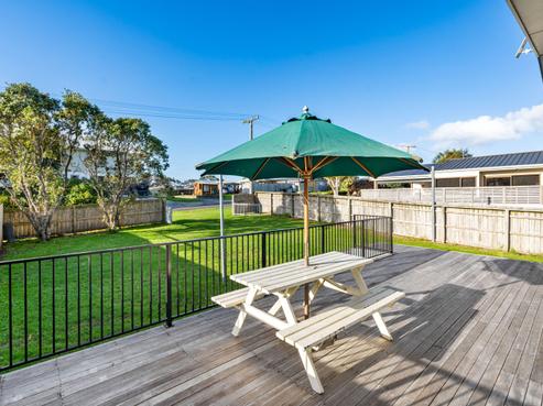 4 Omutu Street, Oakura Coast