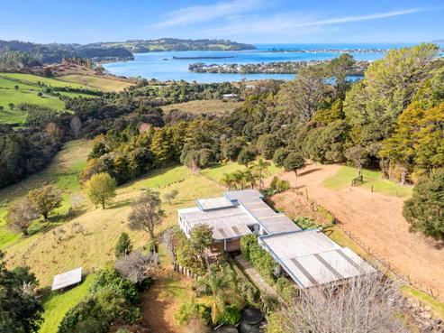 35 Upper Whangateau Road, Matakana