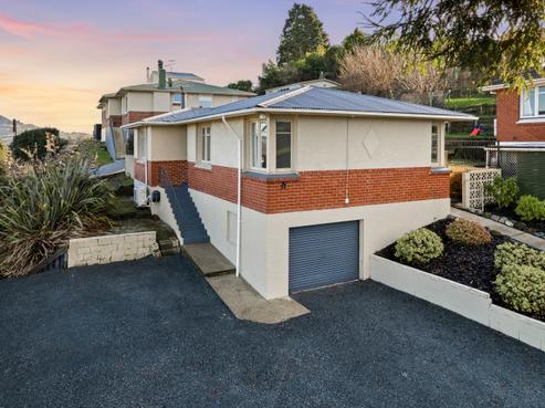 13 John Street, Abbotsford