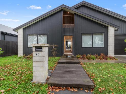 95B Thompson Street, Leamington