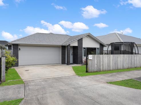 15 Moemoea Avenue, Kumeu