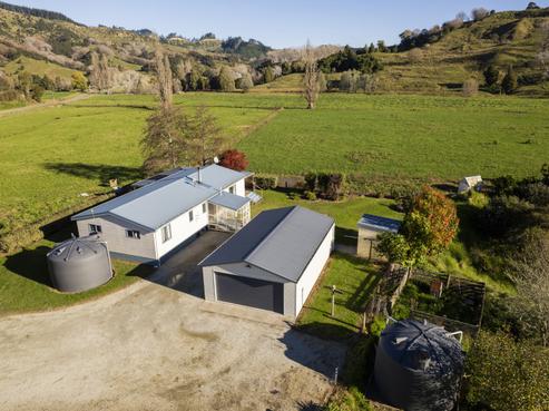 911 Kanakanaia Road, Whatatutu