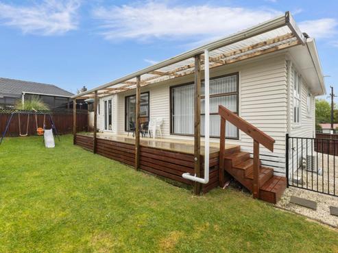 32 Buller Crescent, Manurewa
